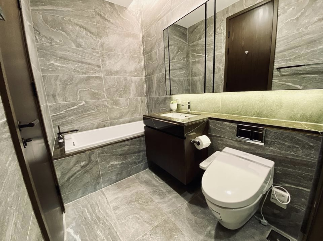 The Esse Sukhumvit 36, view 5