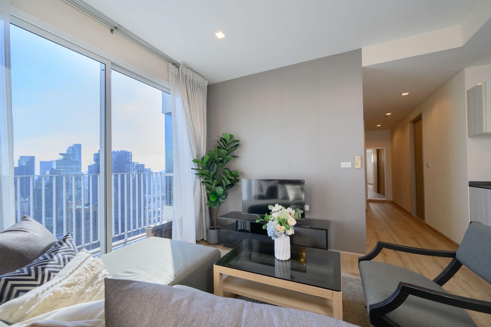 HQ Thonglor, view 4