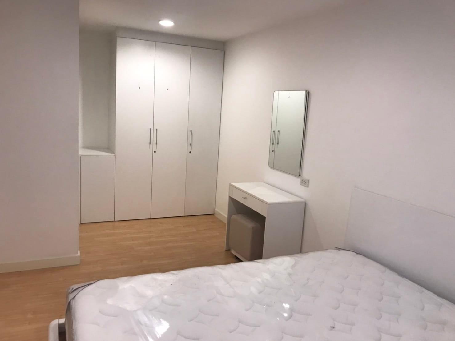 Whizdom Connect Sukhumvit 101, view 3