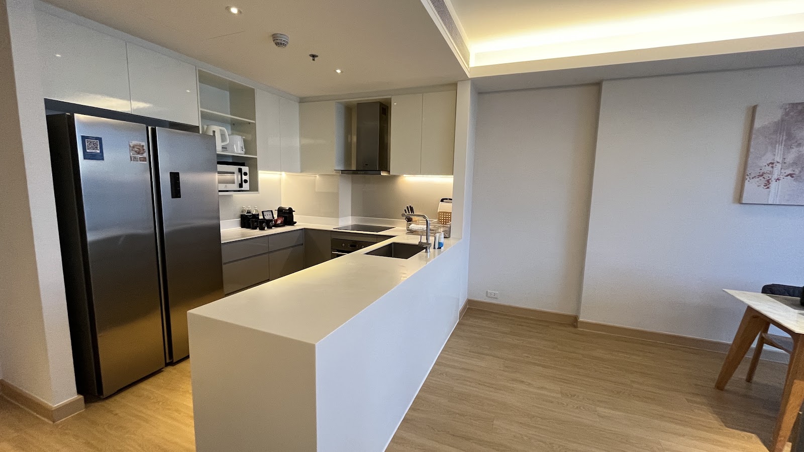 Oakwood Suites Bangkok, view 3