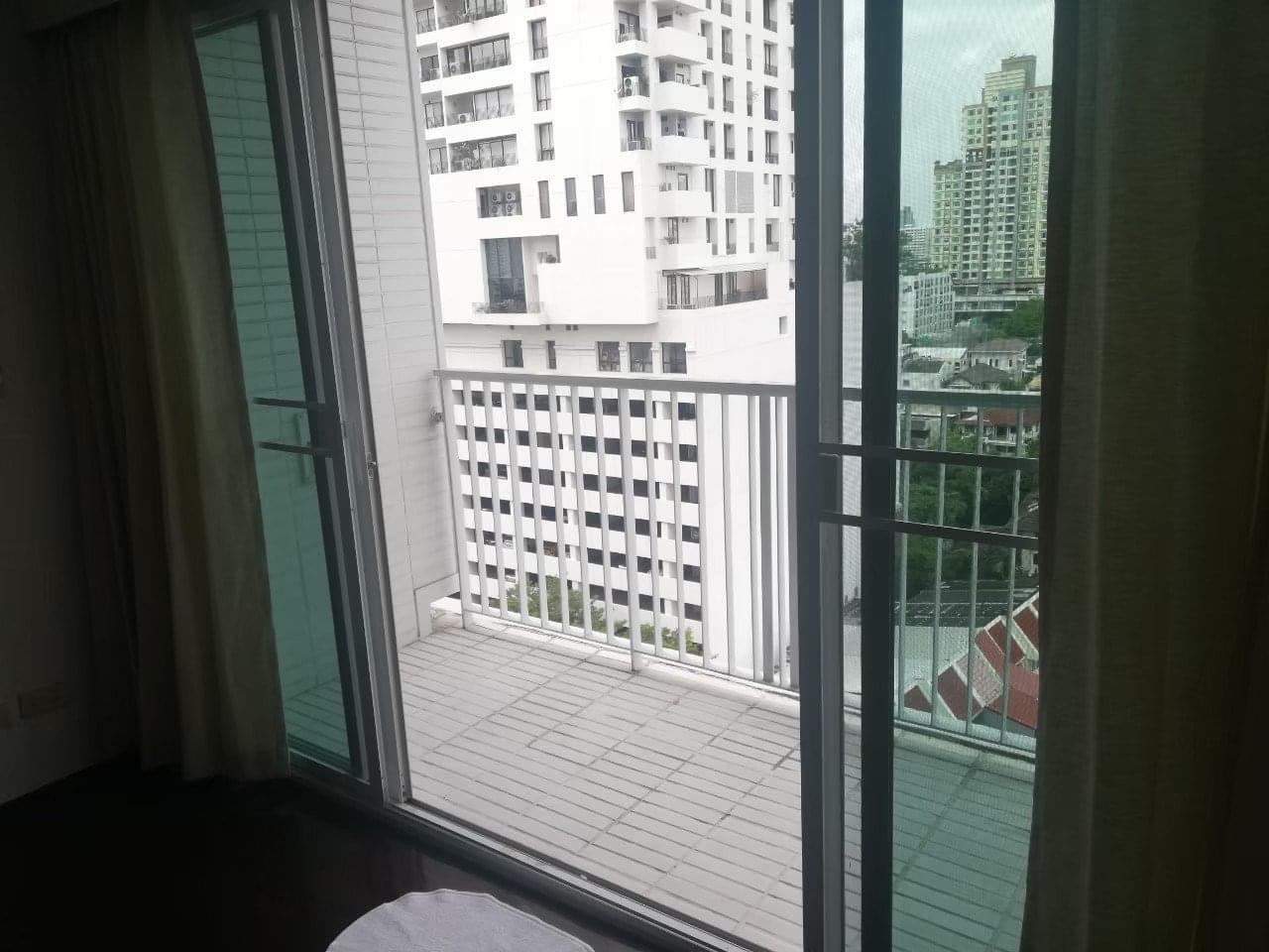Noble Ora, view 4