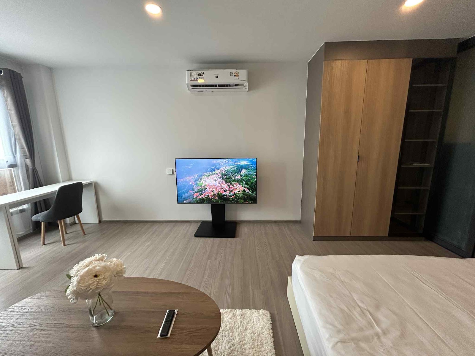 Aspire Sukhumvit-Rama4, view 5