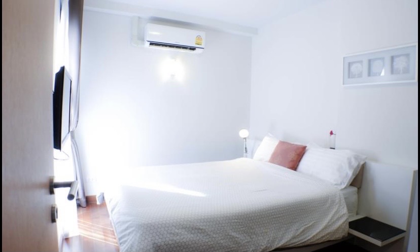 Le Cote Thonglor 8, view 3