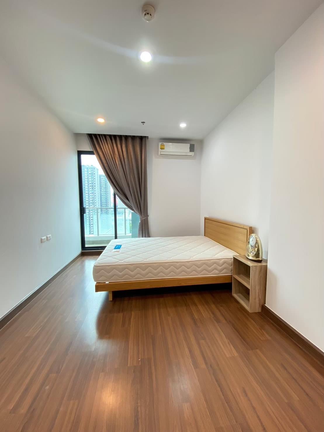 Supalai Premier @ Asoke, view 4