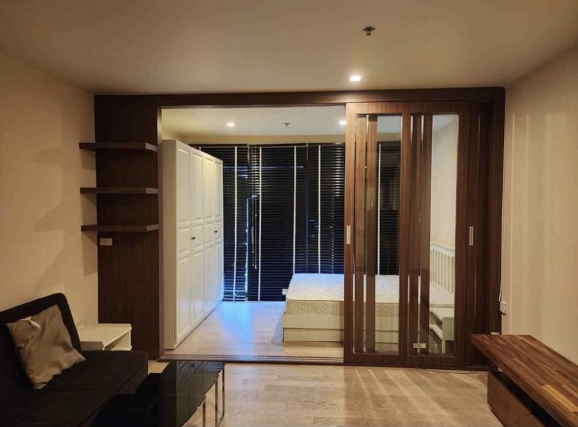 Noble Solo Thonglor at Noble Solo Thonglor