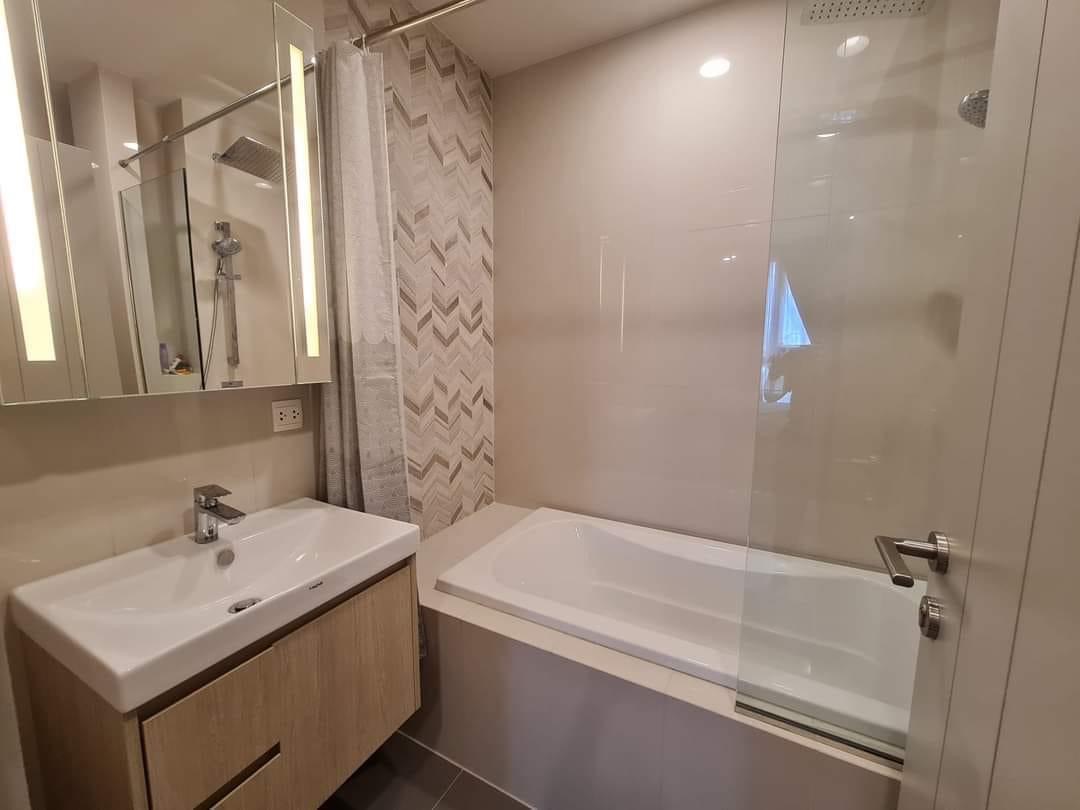 Oka Haus Sukhumvit 36, view 4