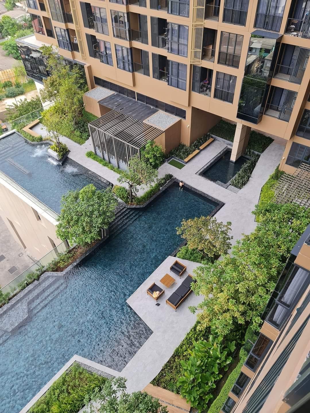 Oka Haus Sukhumvit 36, view 5