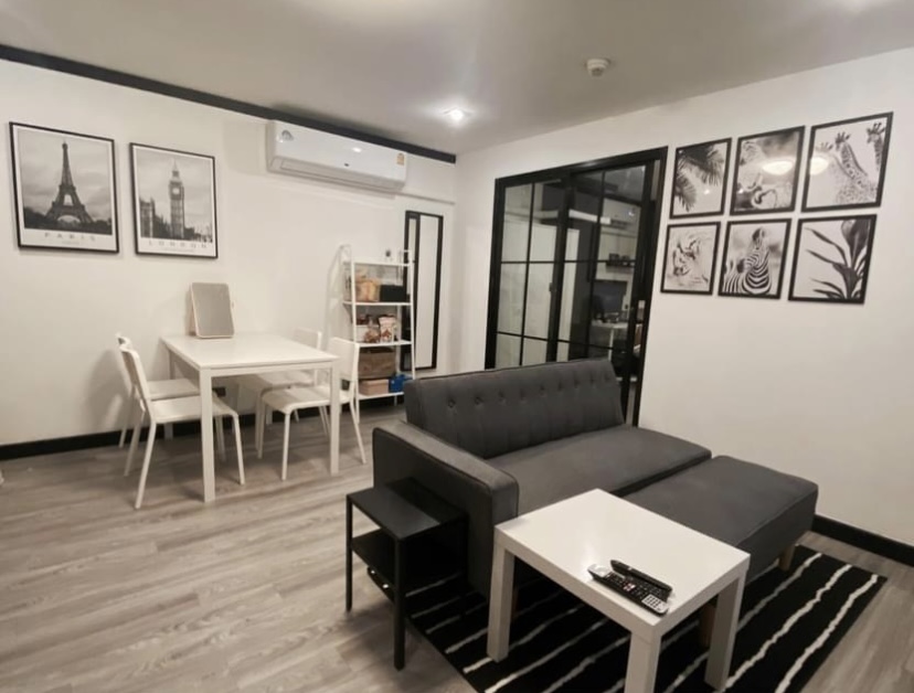 Supalai Place Sukhumvit 39, view 2