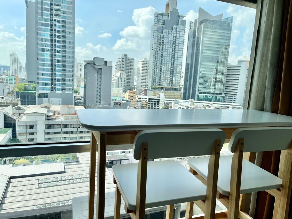 Sukhumvit Suite, view 4