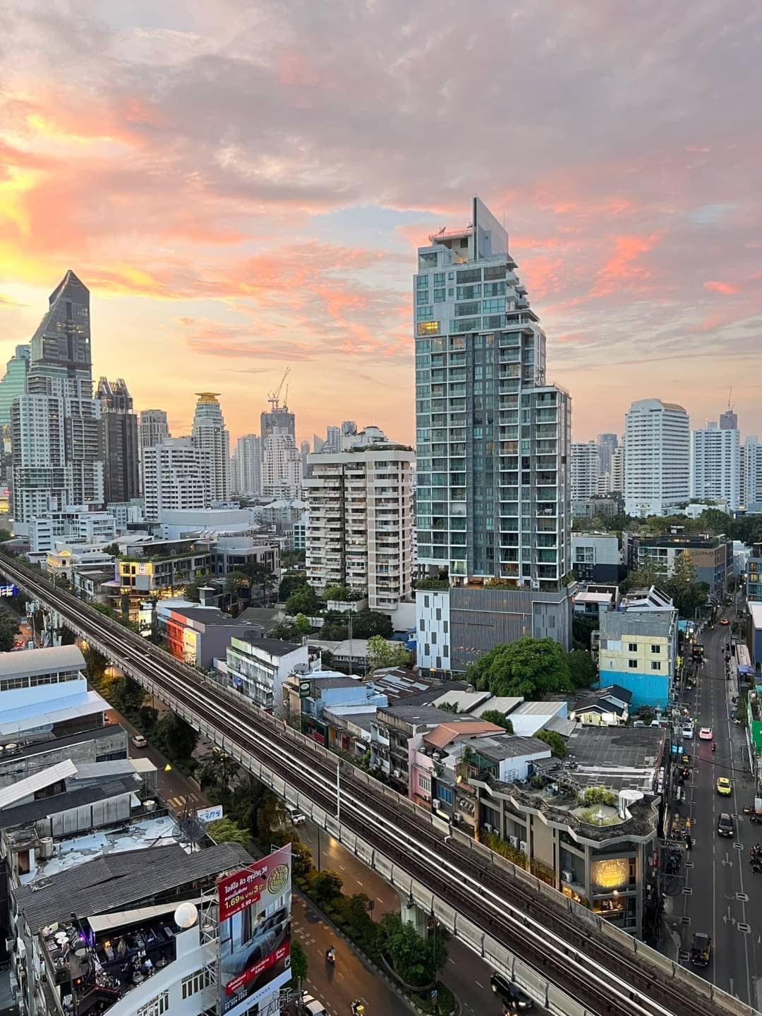 Beatniq Sukhumvit 32 at Beatniq Sukhumvit 32