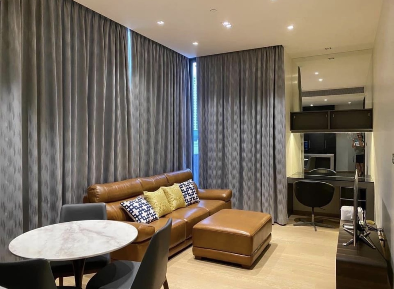 28 Chidlom, view 2