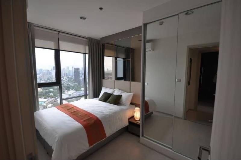 Rhythm Sukhumvit 42, view 2